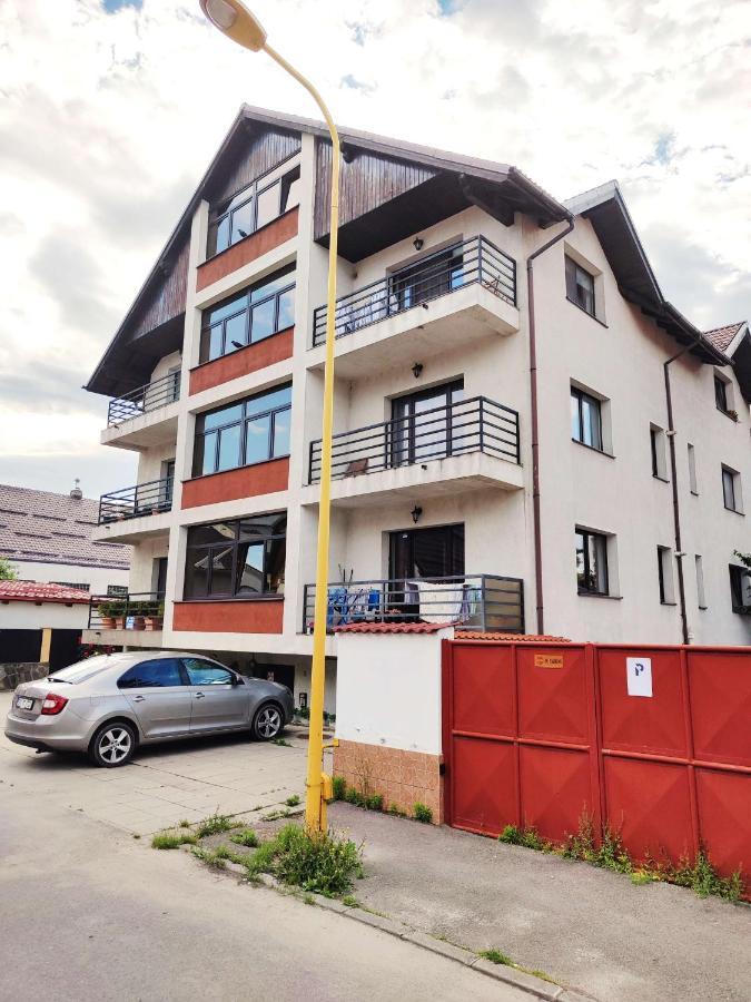 Studioul De Vis Appartement Braşov Buitenkant foto