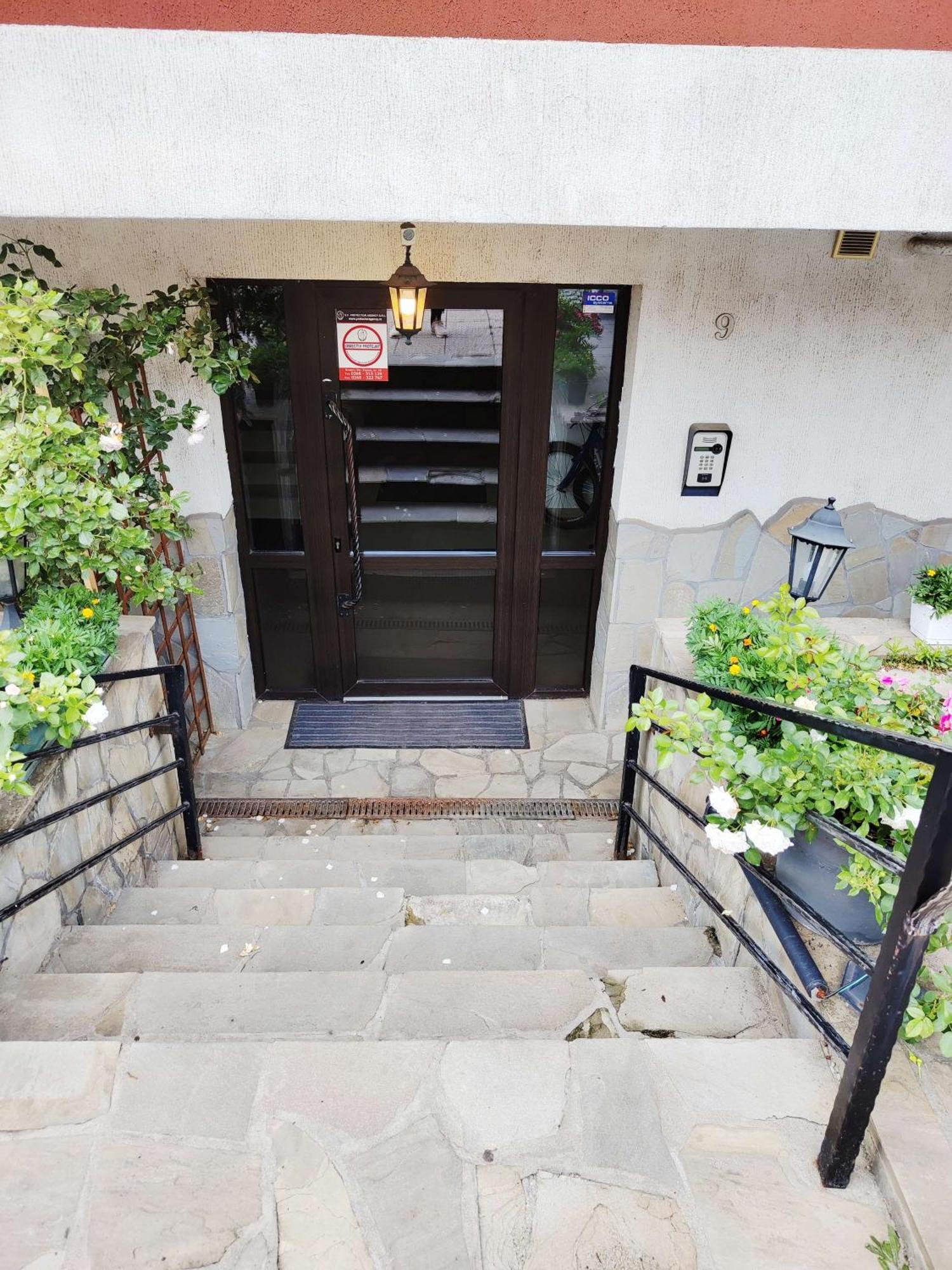 Studioul De Vis Appartement Braşov Buitenkant foto