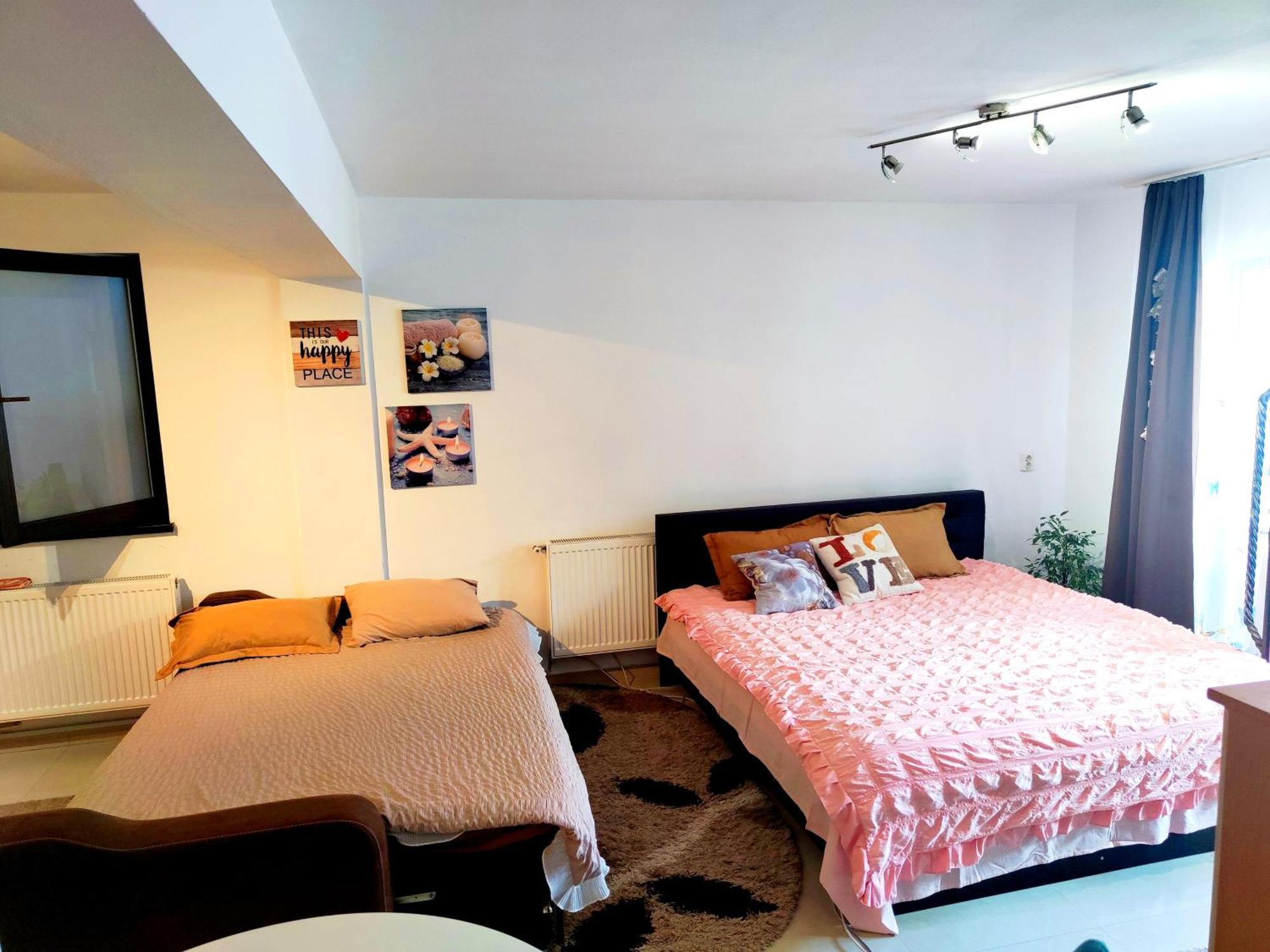Studioul De Vis Appartement Braşov Buitenkant foto